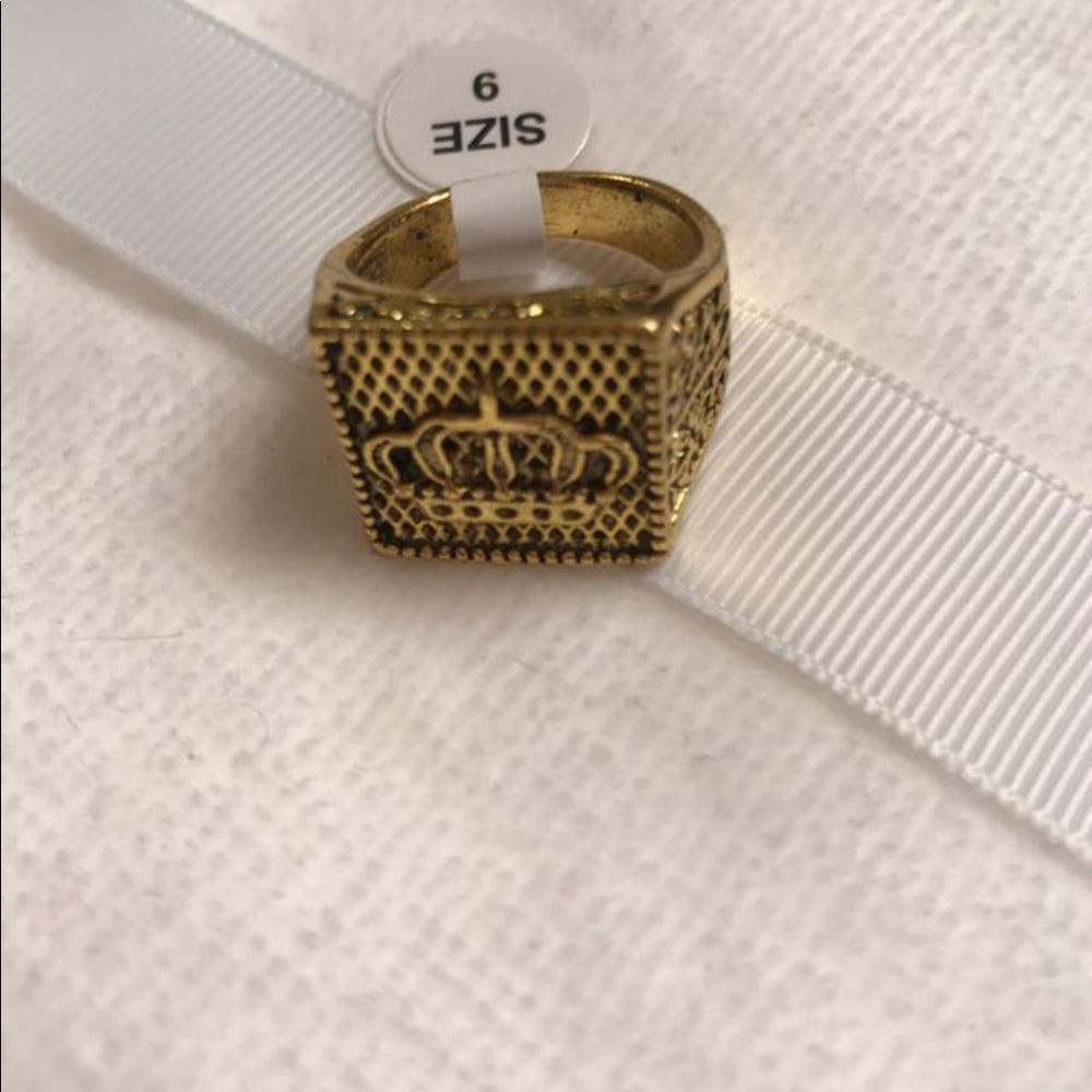 New Ring size 9